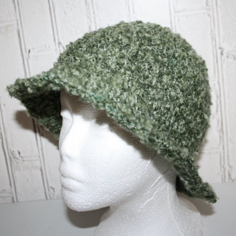 🌿 Fuzzy Moss Green Crocheted Sunhat – Handmade · One Size